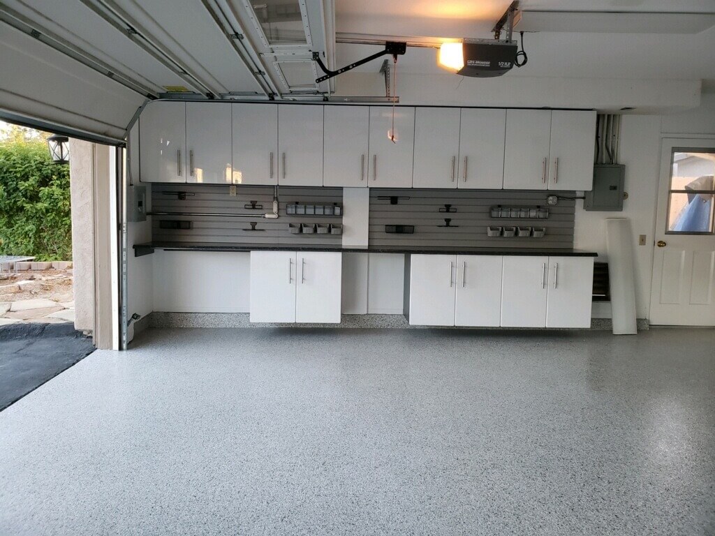 Garage epoxy floors